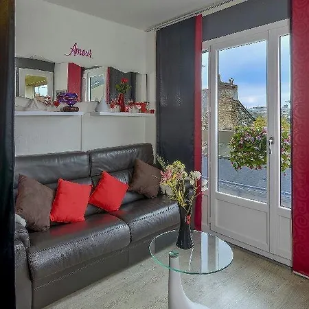 Lovely Romantic Flat In Town * Angers