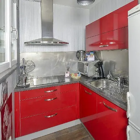 Lovely Romantic Flat In Town Angers