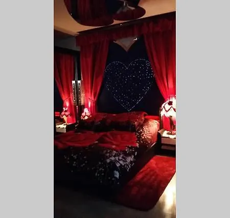 Lovely Romantic Flat In Town *